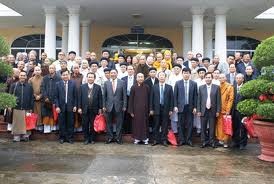 Can Tho holds New Year meeting with religious dignitaries  - ảnh 1